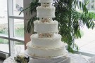 Le Torte Nuziali di moda nel 2010 sono quelle altissime