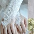Guanti sposa per la primavera