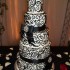 Torte nuziali in bianco e nero con decorazioni