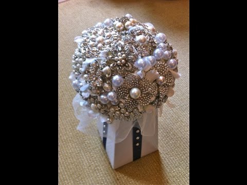 Video thumbnail for youtube video Bouquet da sposa fai da te - video tutorial | Sposalicious
