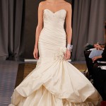 abito-sposa-primavera-2012-1