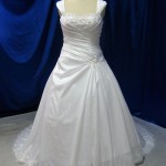 abiti da sposa abbondanti