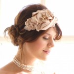 acconciature sposa fiori seta