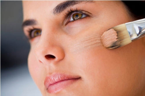 make up matrimonio applicazione fondotinta