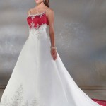 abito sposa decorazioni rosse