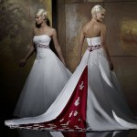 abito sposa decorazioni rosse