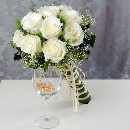 Bouquet Sposa Bianco Con Spruzzi Di Colore Sposalicious