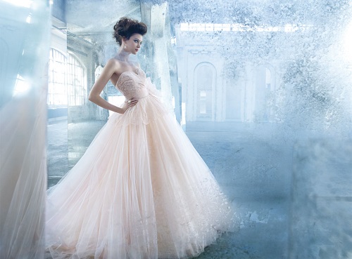 Abiti Da Sposa 13 La Collezione Estiva Di Lazaro Sposalicious