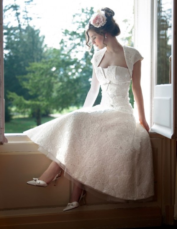 Abiti sposa 2014 - lunghezza midi - stephanie allin