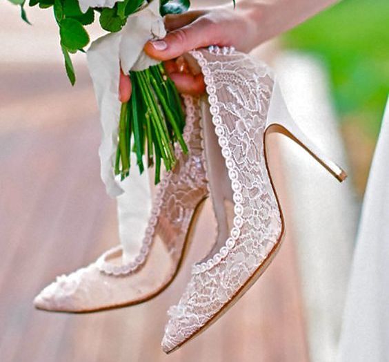 5 tipi di scarpe che ogni sposa desidera
