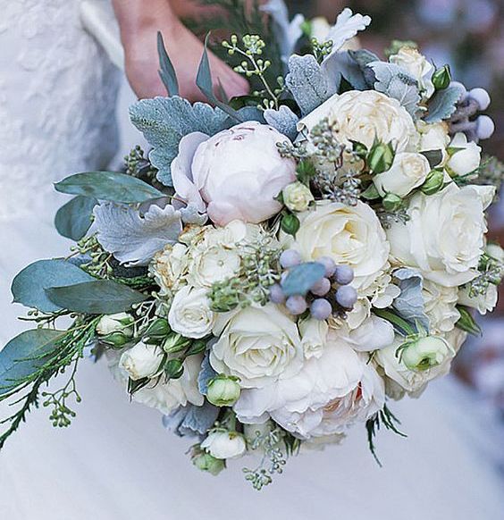Bouquet Sposa Elegantissimo.Tendenze Bouquet Da Sposa Inverno 2017 In Grigio E Argento